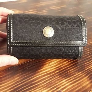 Coach wallet gently used